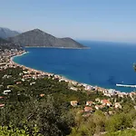 Апарт-отель Kotsifas 3*