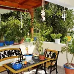 Kotsifas Апарт-отель 3*