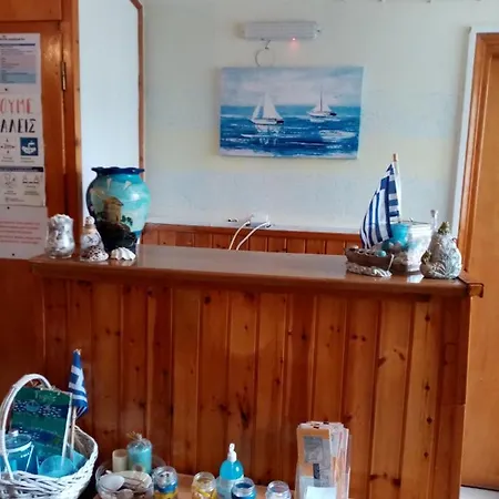 Kotsifas Lägenhetshotell Tirós