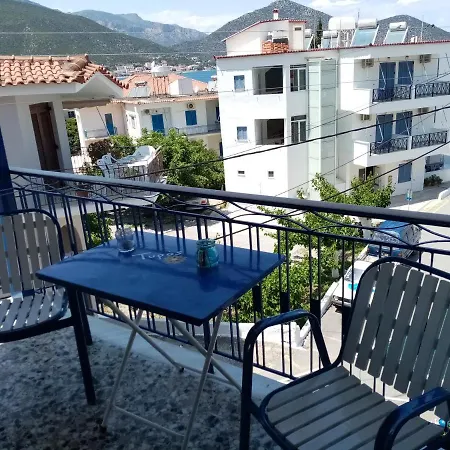 Kotsifas Hotel apartamentowy Tirós