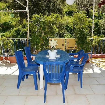 Lägenhetshotell Kotsifas 3*