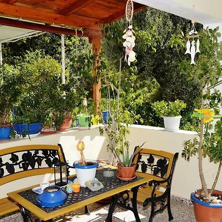 Kotsifas Ξενοδοχείο με διαμερίσματα 3*