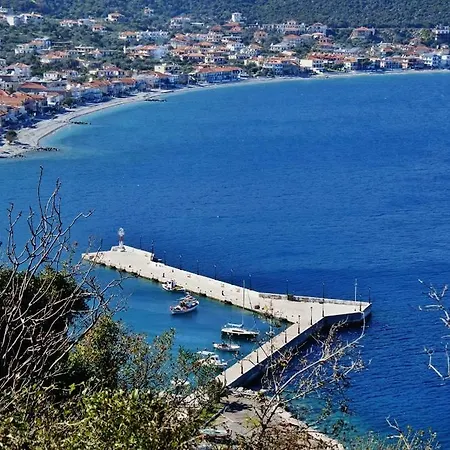 Ξενοδοχείο με διαμερίσματα Kotsifas Τυρός