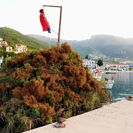 Kotsifas Ξενοδοχείο με διαμερίσματα 3*