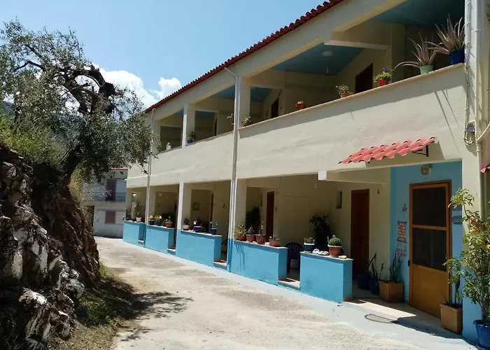 Hotel apartamentowy Kotsifas Tirós