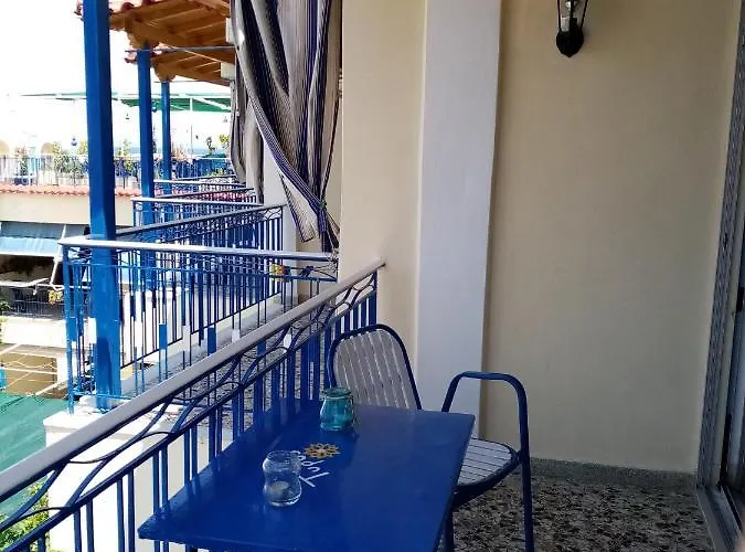 Hotel apartamentowy Kotsifas Tirós